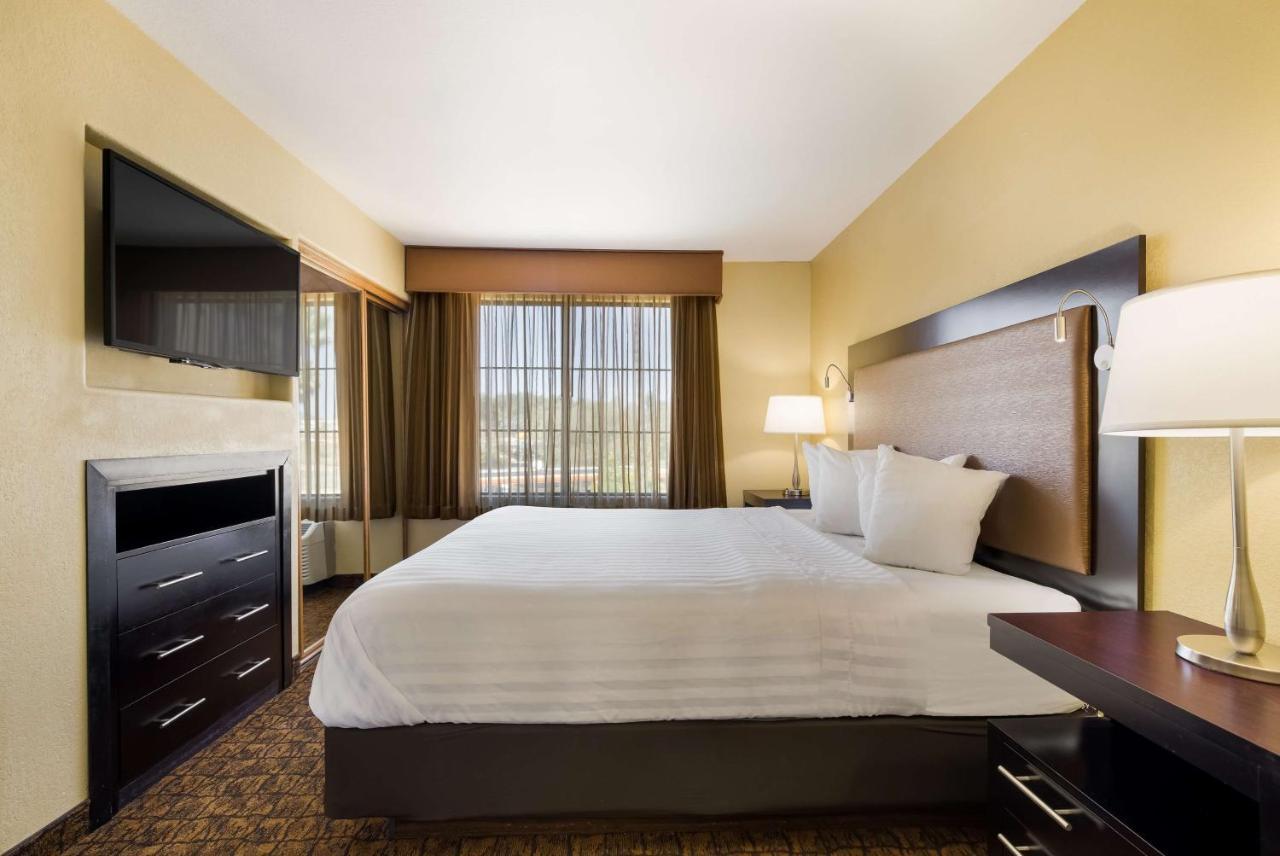 Best Western Escondido Hotel Exterior foto