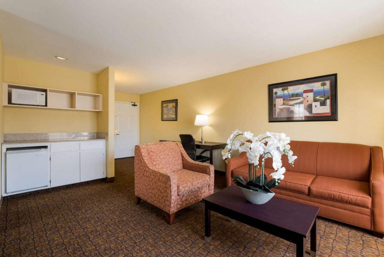 Best Western Escondido Hotel Exterior foto