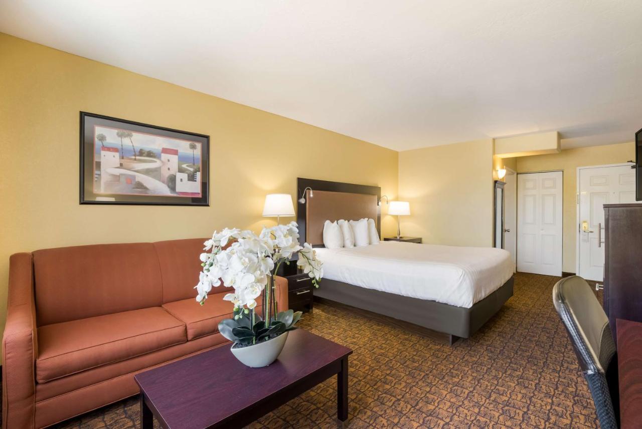 Best Western Escondido Hotel Exterior foto